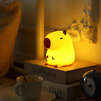 Lámpara de noche versátil con forma de capibara